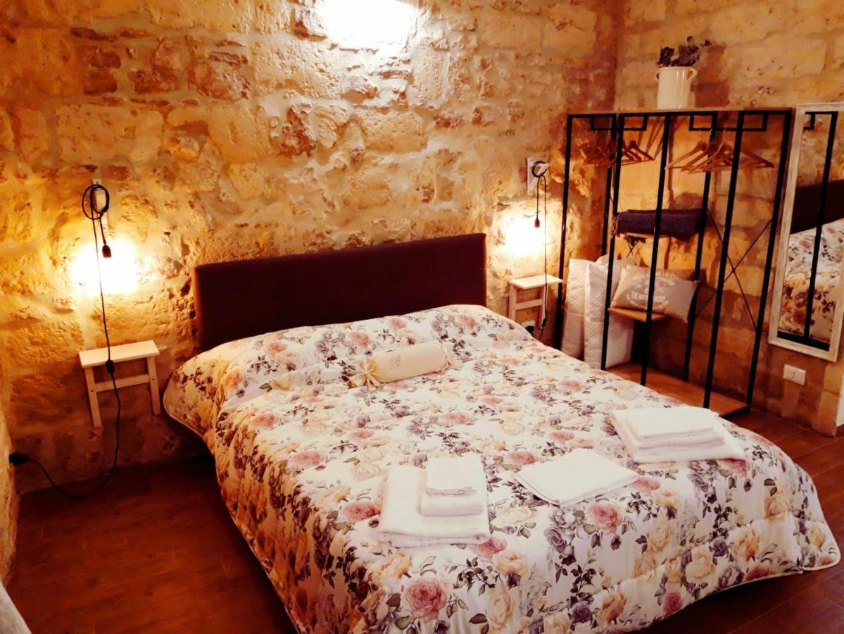 バーリ Loft Albicocca Bed & Breakfast エクステリア 写真